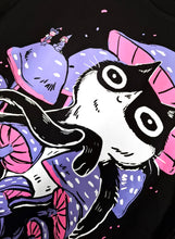 Afbeelding in Gallery-weergave laden, T-shirt with Mushroom Cat, Will-o'-Wisp - 100% organic cotton