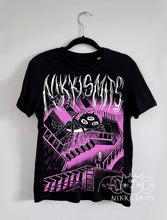 Afbeelding in Gallery-weergave laden, Pre- Order! T-shirt with Escher Cat
