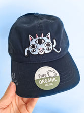 Afbeelding in Gallery-weergave laden, Demon Cat Cap - Organic Cotton
