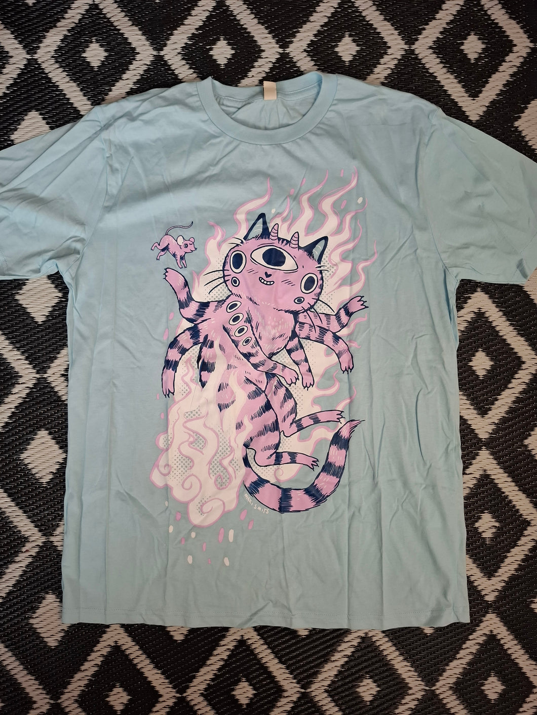 Demon Cat t-shirt B-grade, size L