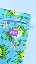 Afbeelding in Gallery-weergave laden, Wetbag Cute Lemons SALE!
